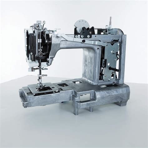 SINGER Heavy Duty 4452 Sewing Machine with Accessories, 32 Built-In ...