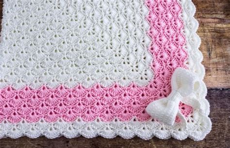 Crochet Shell Stitch Blanket For Modern Living Spaces