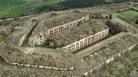 Memòria Repressió Franquista Un fuerte y un palacio dos hitos del