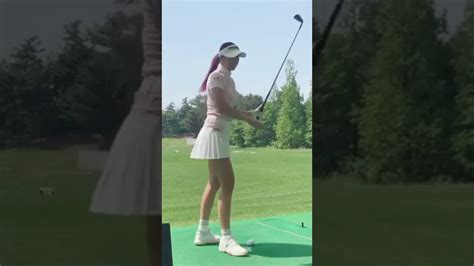 Beautiful Girl Playing Golf Youtube