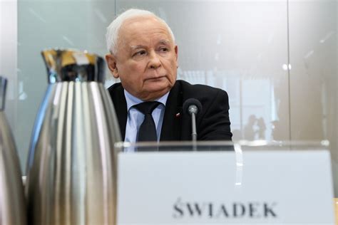 Komisja śledcza ds afery wizowej Jarosław Kaczyński stawił się na