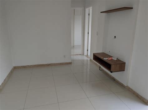 Apartamento à venda 2 Quartos Centro Catu de Abrantes R 230