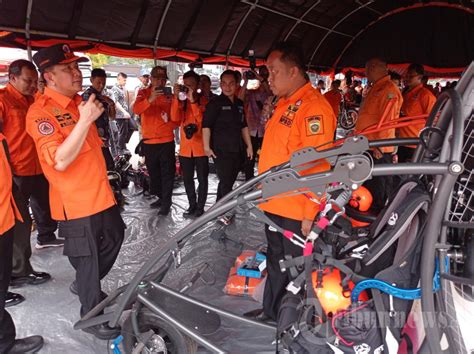 Patroli Udara Bpbd Sumsel Didukung Paramotor Foto