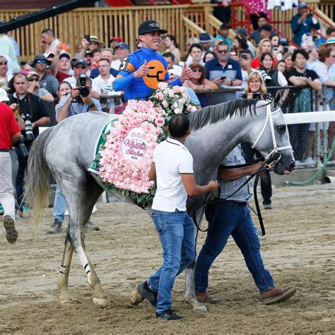 White Abarrio Wins Whitney Saratoga Yearlings Sale Gets Underway