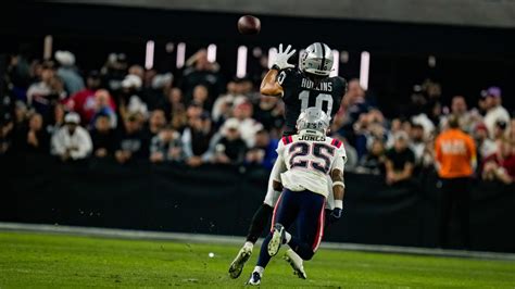 Highlights: Watch the best moments from the Raiders' 30-24 win over the Patriots