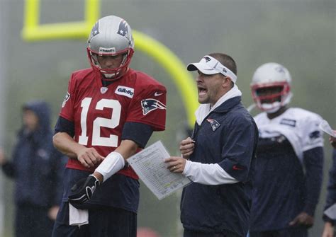 Report: New England Patriots OC Josh McDaniels drops out of running for ...