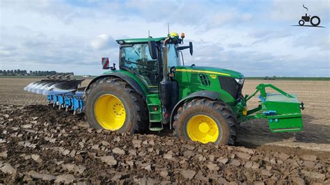 Foto John Deere 6215R 1495251