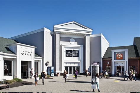 Outlets in New York: Woodbury or Jersey Gardens? – Blog da Laura ...