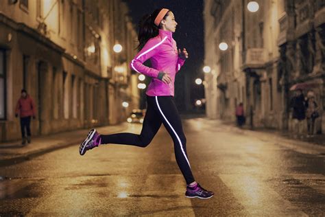 The Best High Visibility And Reflective Running Clothes And Shoes 2015