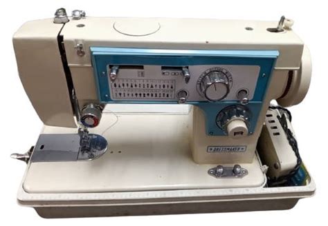 Dressmaker 2402 Sewing Machine Instruction Manual