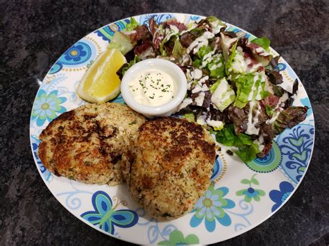 Crab Cakes With An Aioli Sauce Amanda Cooking For The Cronins My