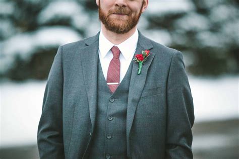 What Colour Suit Is Best For A Groom?