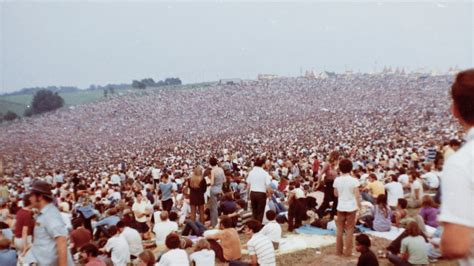 17 Facts About Woodstock Music Festival - Facts.net