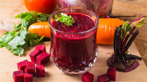 Top Health Benefits Of Drinking Beetroot Juice In The Morning