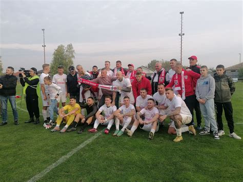 Slovnaft Cup Obhajca Trofeje Mfk Ru Omberok Zdolal Kostoln Kra Any