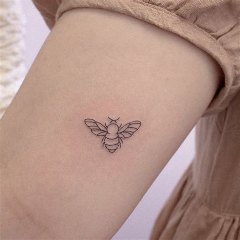 101 Best Bee Tattoo Ideas Youll Have To See To Believe Outsons