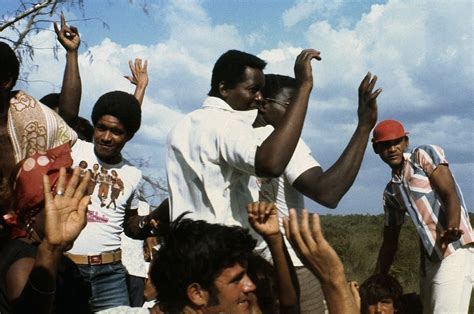 Fascinating Photos That Capture Everyday Life Of Cuba In The 1970s