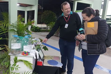 Distribui O De Mudas Marca Semana Unibave De Meio Ambiente E