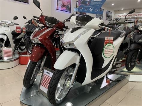 bang gia xe honda sh  giua thang  sieu binh  sh  va