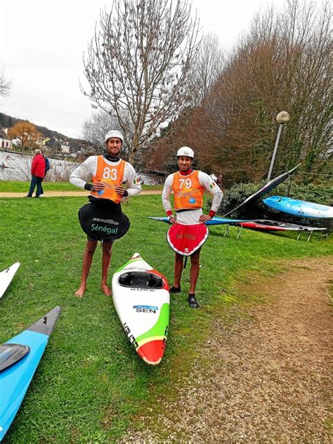 Quimper Cano Kayak E Et E Places Pour Les Fr Res Bourhis Le