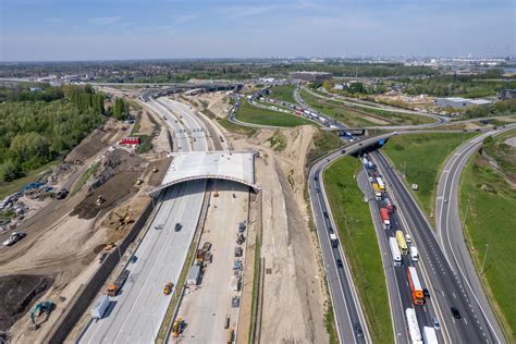 Nieuwe Snelweg Van Antwerpen Richting E17 Gent Opent Hou Heel Het