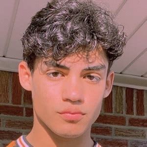 Alejandro Rosario - Age, Family, Bio | Famous Birthdays