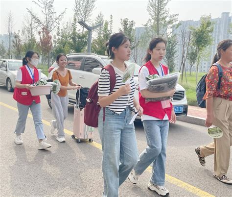 如约而至，梦圆财经——财经学院2023级新生迎新工作顺利进行 山东科技大学泰安校区