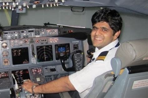 Lion Air Passenger Jet Crash India S Bhavye Suneja Pilot Of Ill Fated