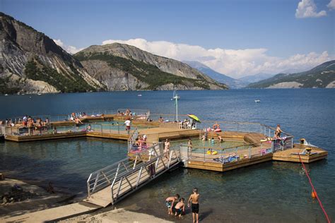 ENVIRONNEMENT Sept Pavillons bleus flottent sur le lac de Serre Ponçon