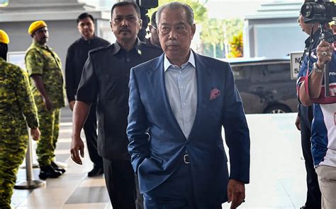 Muhyiddin Gets Passport For Granddaughters Graduation In Uk Fmt