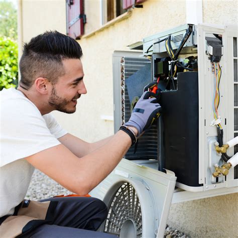 Ausbildung Zum Zur Elektroniker In F R Energie Und Geb Udetechnik M