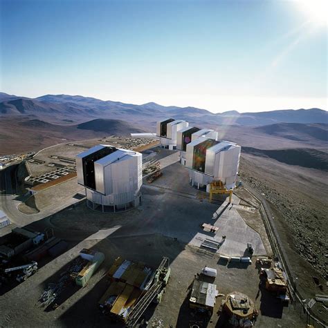 Very Large Telescope (vlt) Photograph by European Southern Observatory - Pixels