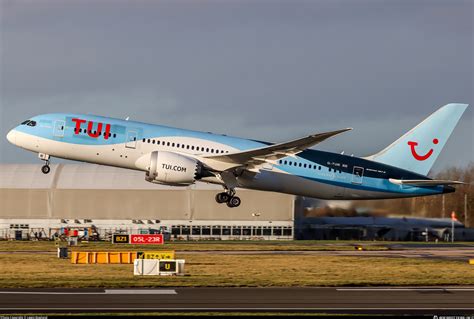 G Tuie Tui Airways Boeing Dreamliner Photo By Lewis Rowland Id