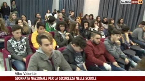 GIORNATA NAZIONALE DELLA SICUREZZA NELLE SCUOLE YouTube