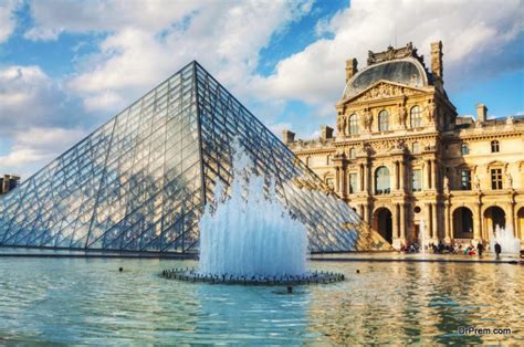 11 Amazing Facts About The Louvre Worlds Biggest Museum