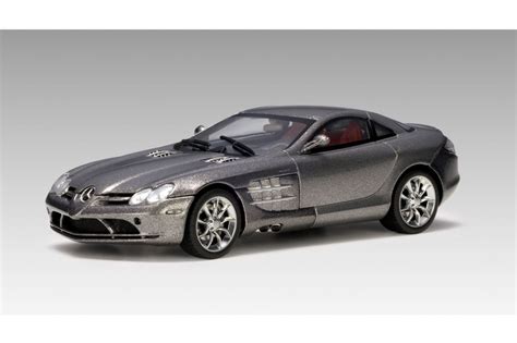 AUTOart Mercedes Benz SLR McLaren Grey 56124 Modelcar English