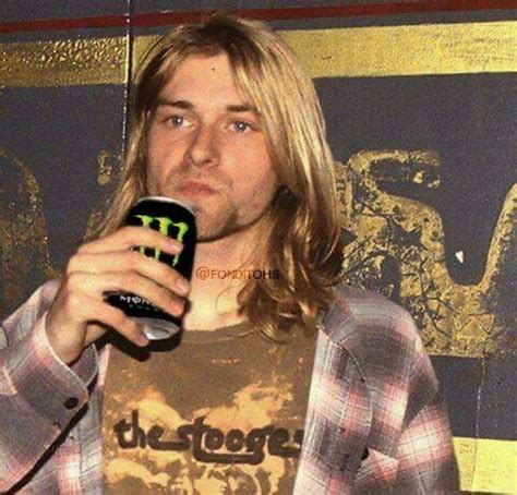 Kurt Cobain Iconic Photos Of The Rockstar