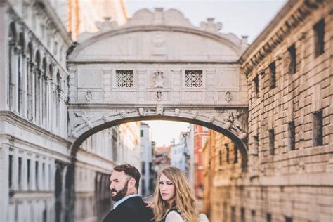 Romantic Honeymoon in Venice - Venice Photographer