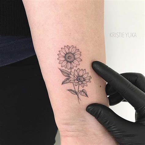 61 Pretty Sunflower Tattoo Ideas To Copy Now Stayglam