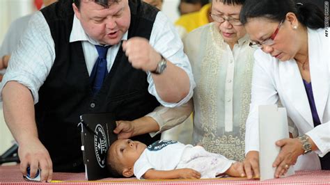 New world's shortest man certified in the Philippines - CNN.com