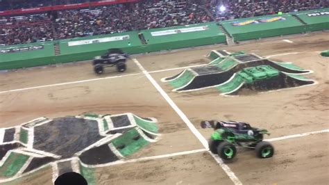 Monster Jam Syracuse Ny Pt Youtube