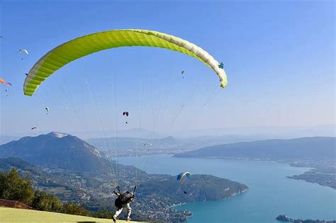 Paragliding Paraglider Lake Annecy Panoramic Views Mountains