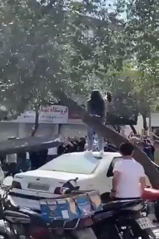 Masih Alinejad On Twitter This Iranian Woman Is Waving Her Head