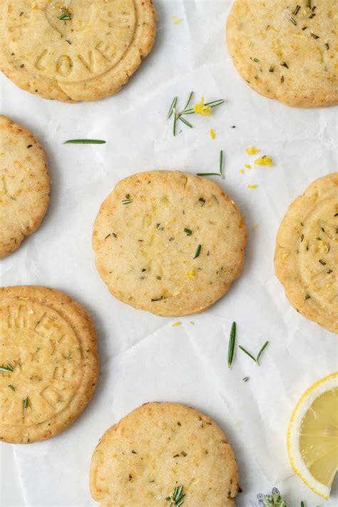 Rosemary Shortbread Cookies Recipe • Ciao Florentina