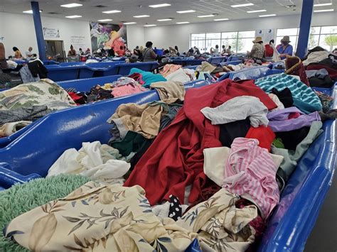 GOODWILL OUTLET Updated January 2025 19 Reviews 1729 W Taft