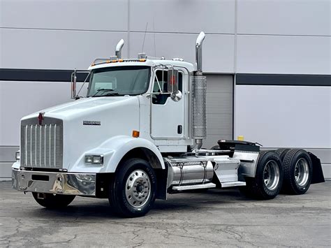 Used 2006 Kenworth T800 Day Cab Cummins Isx 475 Horsepower 10