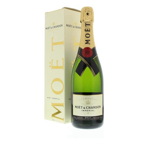 Moët 75cl Giftbox La Bouteuille dAmour