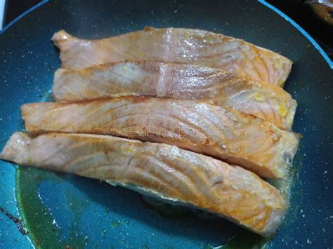 Fully Cooked Salmon Seasoned In A Hot Pan Stock Photo Image Of Salmon