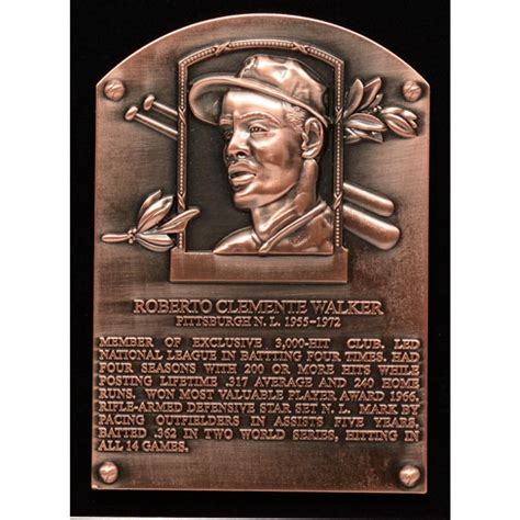 Roberto Clemente Hall of Fame Exclusive 3 Piece Pin Set with Plaque ...