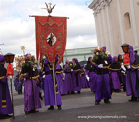 Procesion de Jesús Nazareno de las Tres Potencias de la Parroquia Vieja